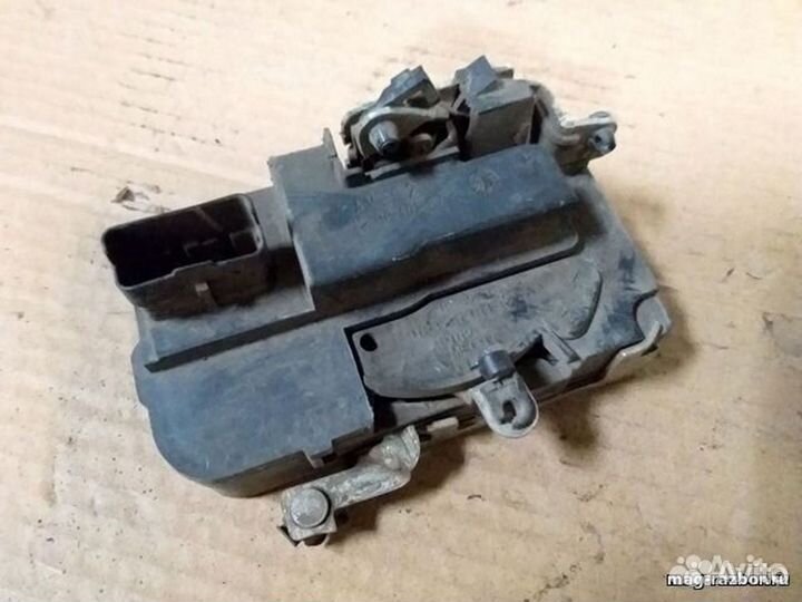 Замок двери Datsun on-DO I передний правый