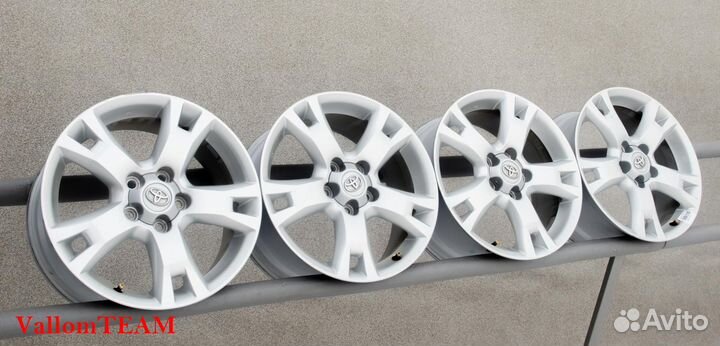 Лот 8521030 Оригинальные 17-е диски toyota