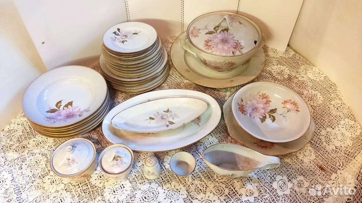 Сервиз столовый Хризантемы, Дулево