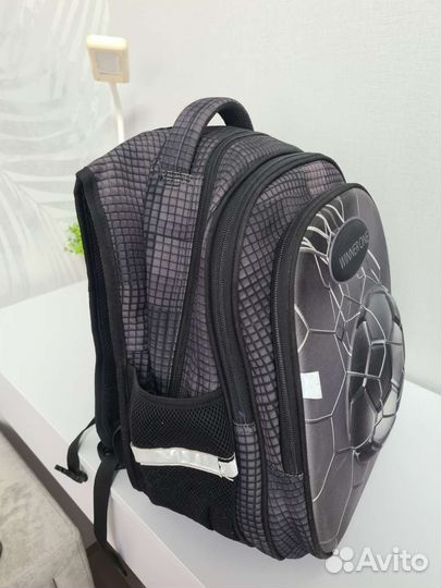 Продам школьный рюкзак