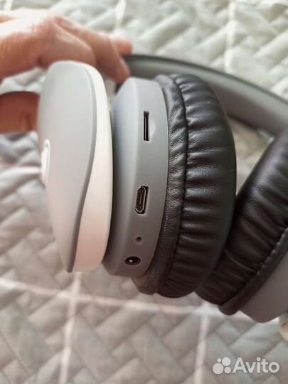 Беспроводные наушники