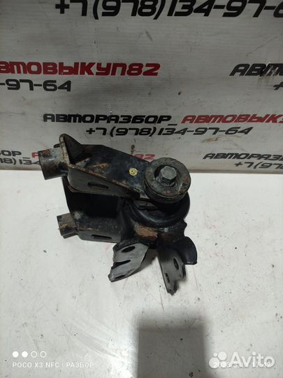 Кронштейн подушка опора двигателя Mazda 6 GG