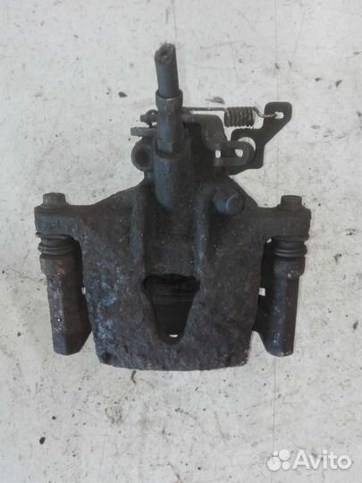 Суппорт задний правый Ford Mondeo