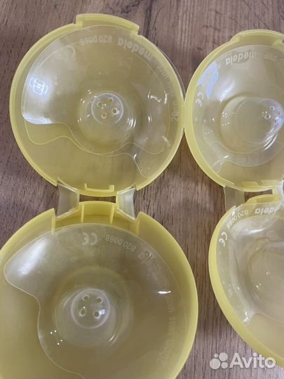 Накладки силиконовые для кормления Medela M L
