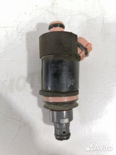 Форсунка Toyota Celsior UCF31 3uzfe 2003