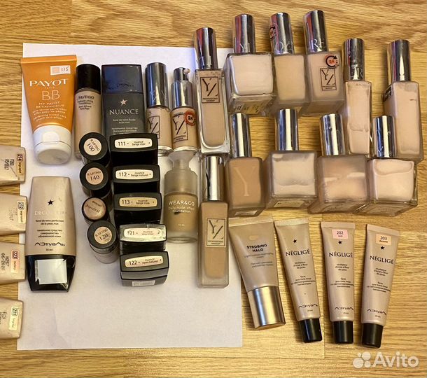 Косметика(5 помад, 2 глиттера, 2 подводки )