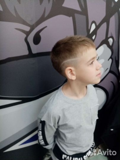 Стрижки, прически