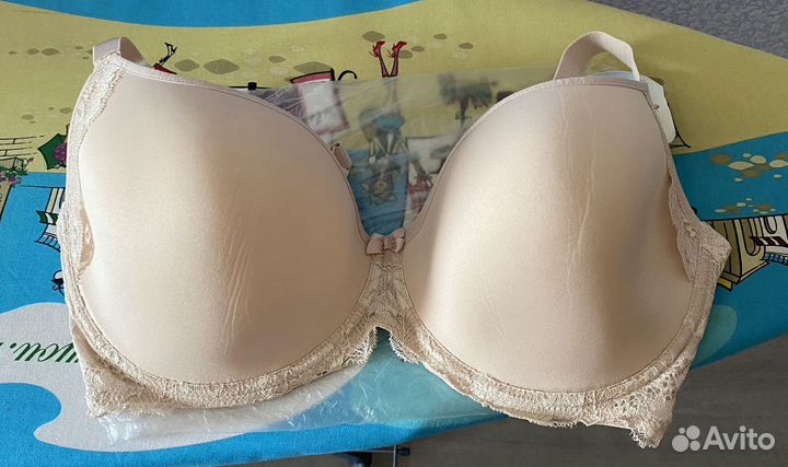 Бюстгальтер