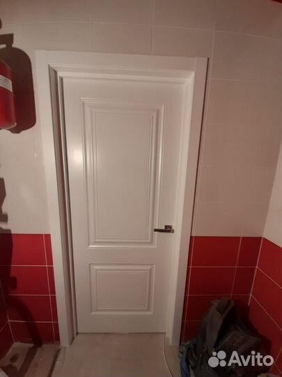 Двери межкомнатные с коробкой новые