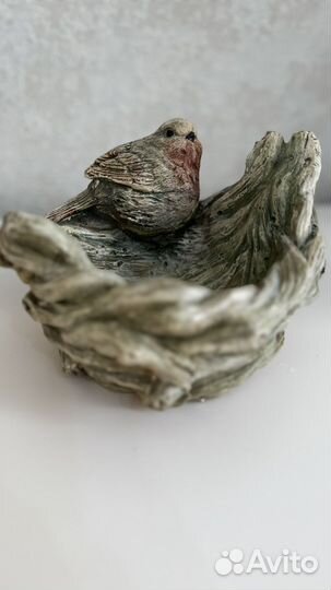 Ваза новая для декора с птичкой