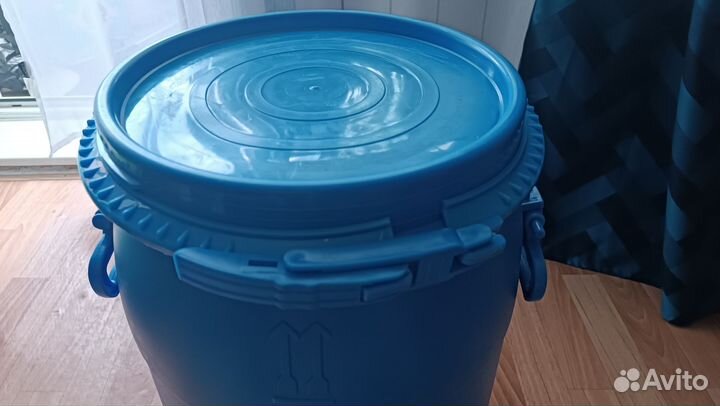 Ёмкость, фляга, бочка