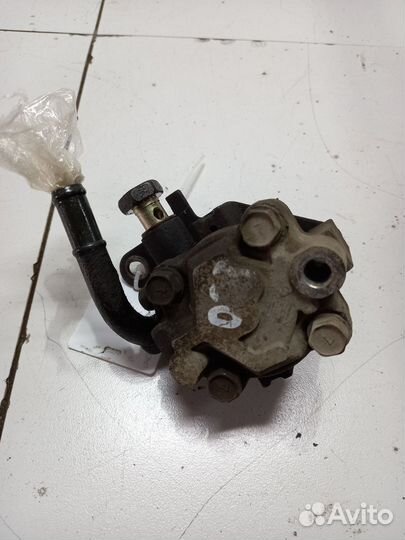 Nissan Almera (B10) Насос гидроусилителя