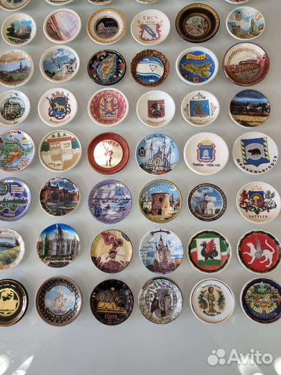 Магниты тарелочки из разных стран и городов