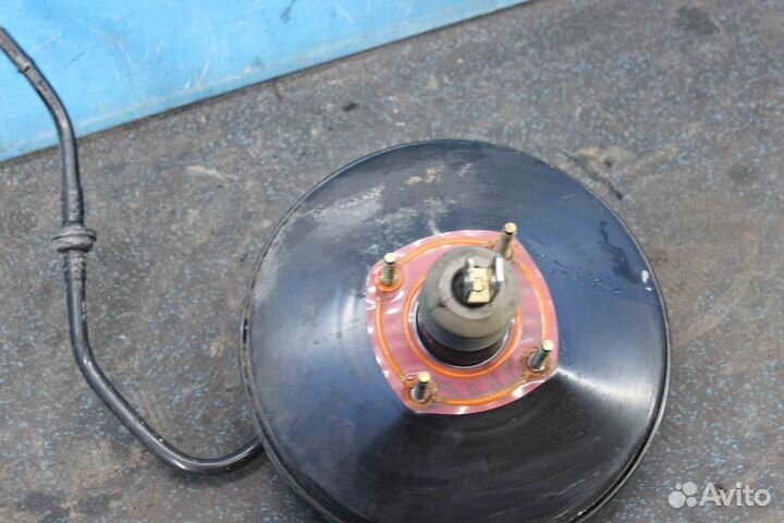 Усилитель тормозов вакуумный Ford Focus I (Форд Фо