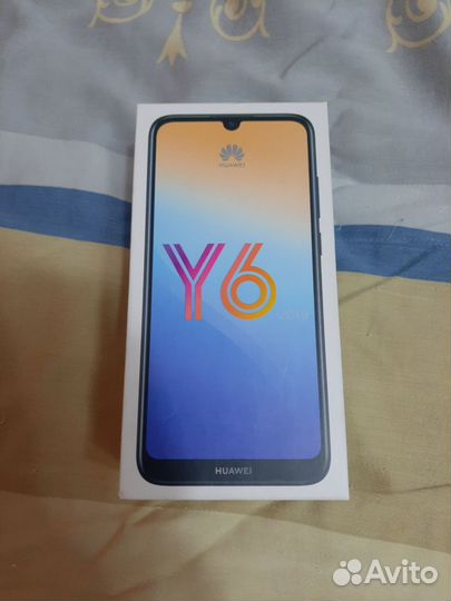 HUAWEI Y6 (2019), 2/32 ГБ