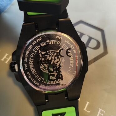 Новые часы Philipp Plein Sport,оригинал, кварцевые