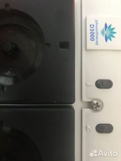 Дозатор для моющего средства. JohnsonDiversey