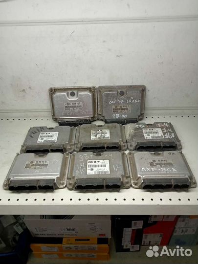 Блок управления двигателем VAG Golf Octavia 1998