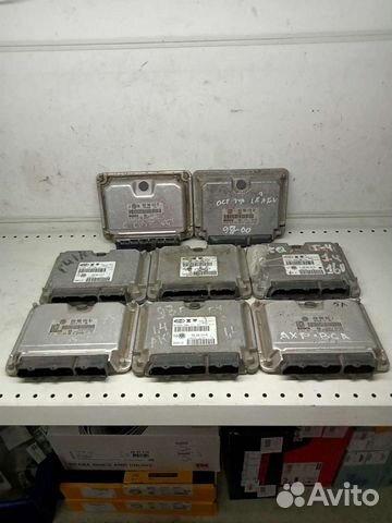 Блок управления двигателем VAG Golf Octavia 1998