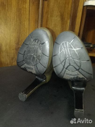 Сапоги женские демисезонные кожаные