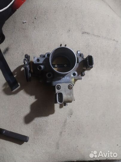 Дросельная заслонка тойота корона ST190 4S