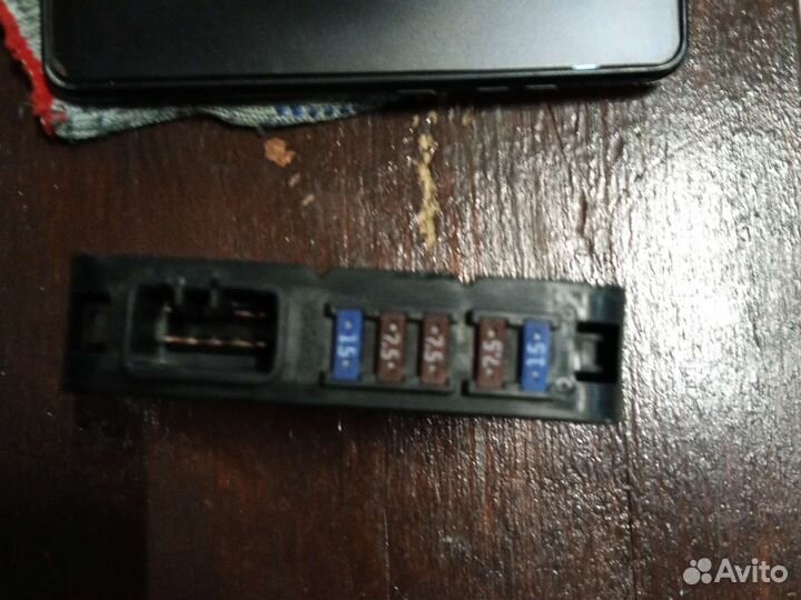 Блок предохранителей реле Toyota Camry V50 V55