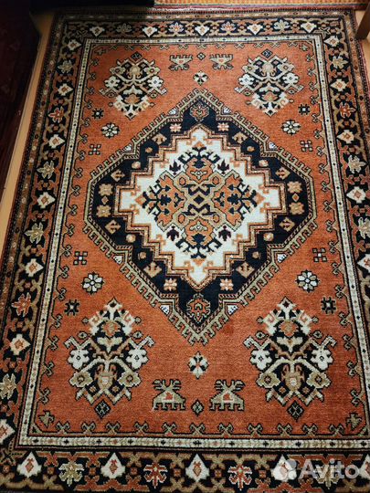 Ковер шерстяной