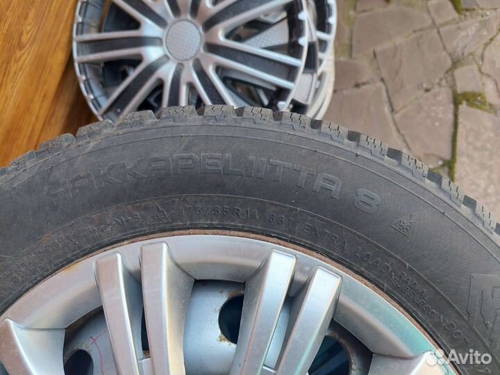 Nokian Tyres Hakkapeliitta 8 65/75 R36 31P