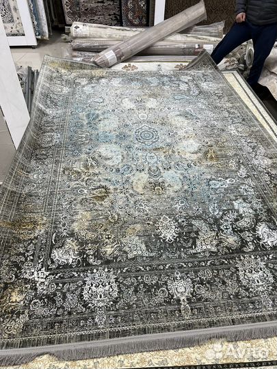 Ковер иранский