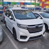 Honda Stepwgn 1.5 CVT, 2018, 102 000 км, с пробегом, цена 2 880 000 руб.