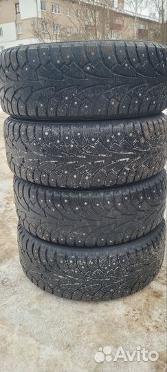 Hankook Winter I'Pike 215/55 R17