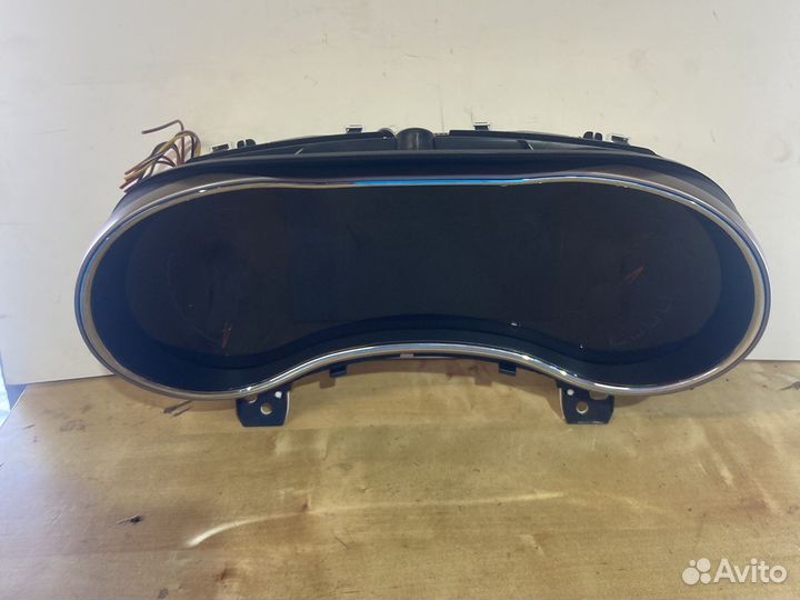 Щиток приборов Jeep Grand Cherokee WK2 Diesel