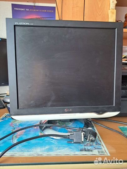Монитор LG