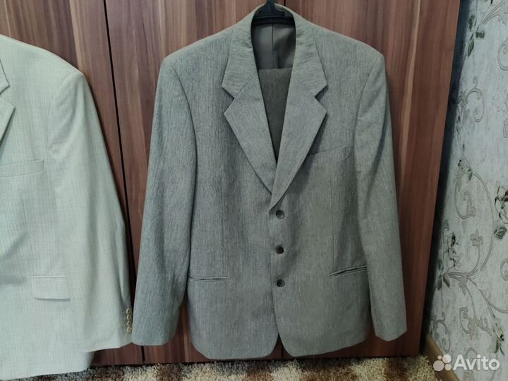 Продам костюм мужской р52-54