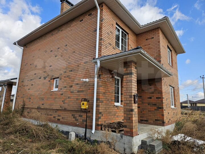 Коттедж 142,4 м² на участке 6,5 сот.