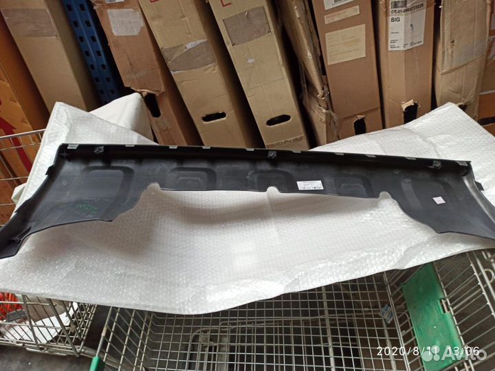 Губа переднего бампера Mitsubishi Pajero Sport 2