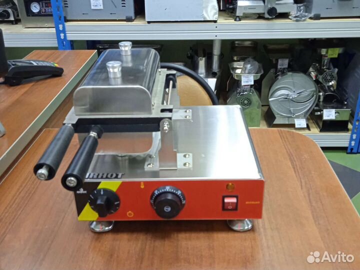 Вафельница орешница Airhot tm-10w