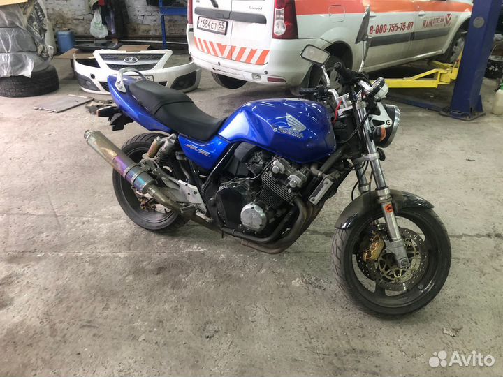 Мотоцикл honda CB400SFV