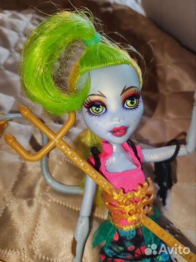 Кукла Monster High Лагунафайр
