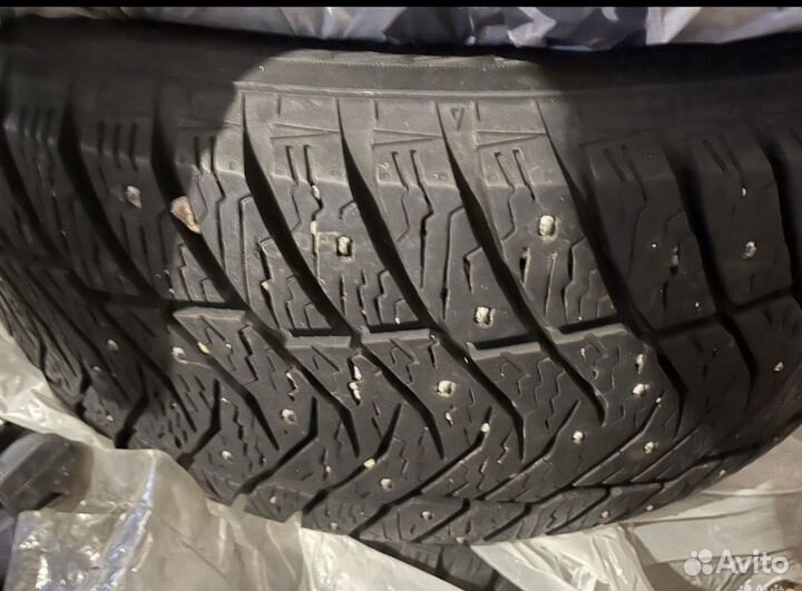 Yokohama Ice Guard IG65 235/45 R17 97T