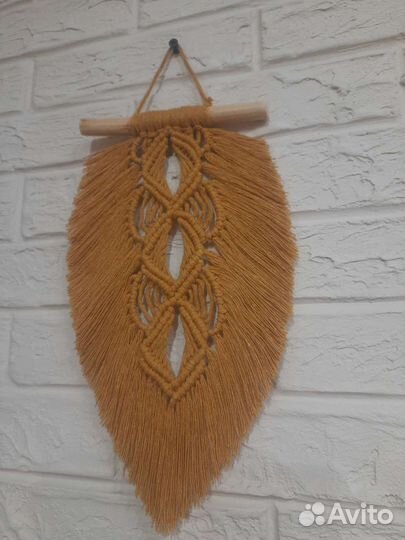 Украшение на стену для интерьера