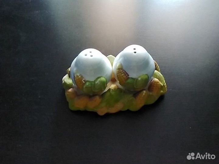 Набор солонка и перечница