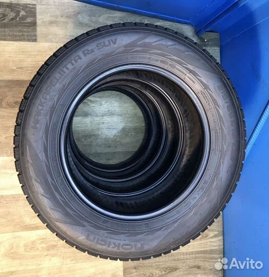 Nokian Tyres Hakkapeliitta R2 SUV 215/65 R16