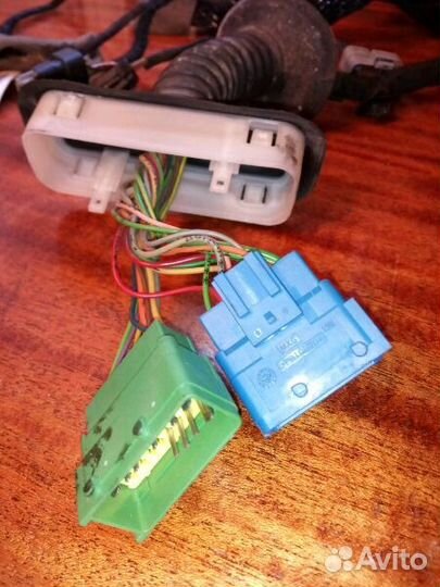 Жгут проводов двери водителя пежо Peugeot 308 408