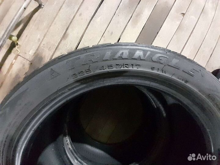 Triangle TR967 225/45 R17