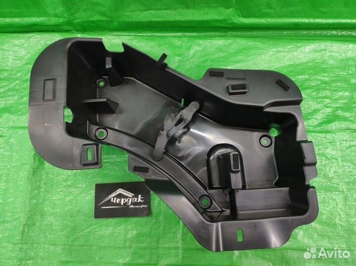 Ящик для домкрата / ниша Volkswagen Tiguan 07-16