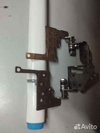 Петли acer E3-111 E3-112 ES1-111 ES1-131