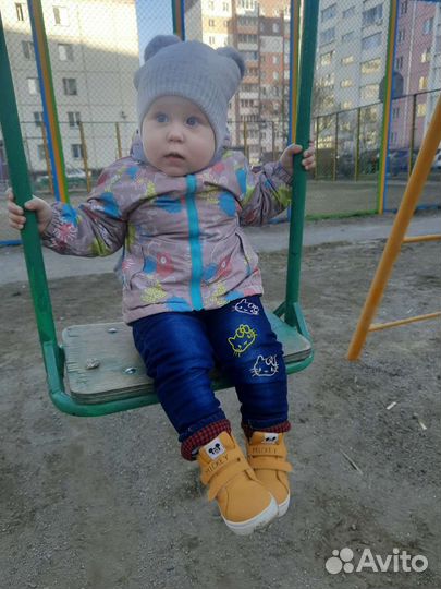 Ботинки демисезонные Disney для девочки 24