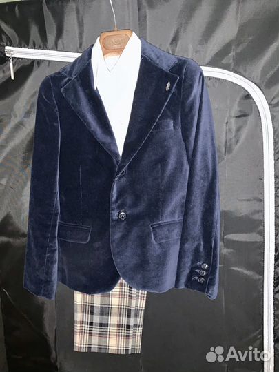 Пиджак бархатный на 7 лет