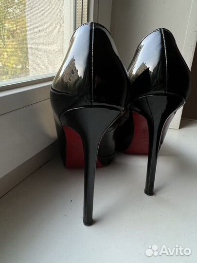 Туфли лодочки 37 Christian Louboutin